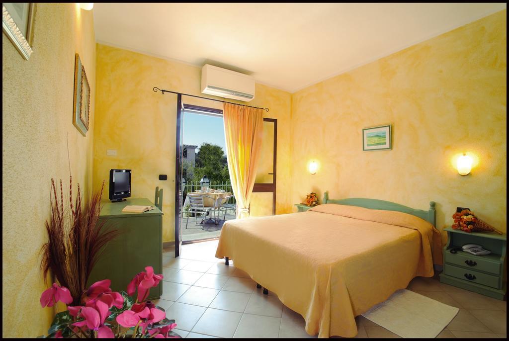 Appartamento Gli Ontani Cala Liberotto Phòng bức ảnh